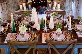 This link is to an external site that may or may not meet accessibility guidelines. 40 Christmas Table Decorations Festive Table Setting Ideas For Holiday Parties Hgtv