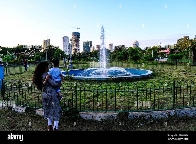 India. Mumbai. Bombay. Hanging Gardens Stock Photo - Alamy