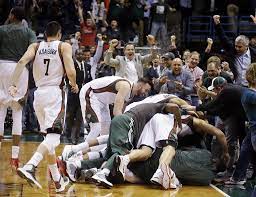 Yeah middleton, first two 3s he hit were off offensive rebounds, kickout 3s. Khris Middleton S Wild Buzzer Beater Against Miami Heat Impacts Boston Celtics Eastern Conference Playoff Race Video Masslive Com