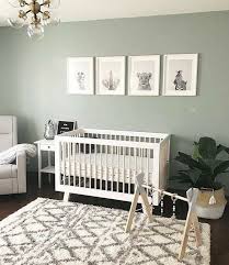 Chintz patterns work best with plain green walls, especially dull hues like sage. 34 Beautiful And Inspiring Green Accent Walls Digsdigs