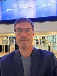 John Granlund på LinkedIn: Spännande dag med utbildning på Nasdaq,  Q3-rapportering mm