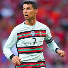 This privacy policy addresses the collection and use of personal information cristiano ronaldo‏подлинная учетная запись @cristiano 5 июн. T Mrc9aqgrip0m