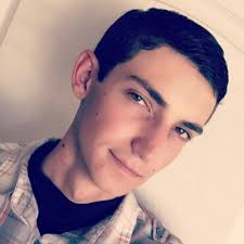 Andrew DeVoogd (@devoogd_4life)