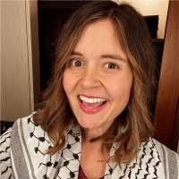 Caroline Sibley's Instagram, Twitter & Facebook