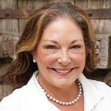 Whitney Grogan's Instagram, Twitter & Facebook