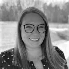 Brittany Hoosier's Instagram, Twitter & Facebook