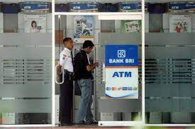 Pt bank negara indonesia (persero) tbk (bni, english: Bri Siap Ekspansi Kredit Tiga Kali Lipat
