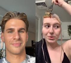 New hair = blue hair 💙 And I LOVE it! #hairdye #bluehair