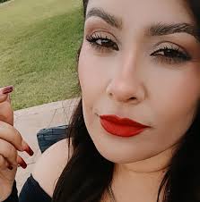 A Curvy Zelma le fue bien con este reto "Inspiración Madonna", los jueces  le dieron un 9 de calificación y le aplaudieron la combinación que usó esta  tarde. ¿Lo usarías? 🌟💅 EN