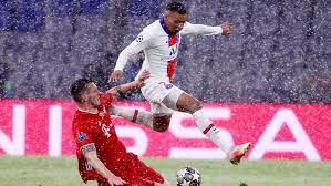 At the moment bayern munich has the better defense. N2vveym1m3ztom