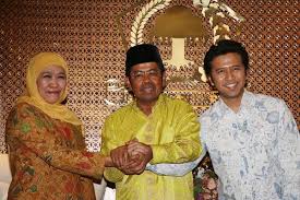 Emil elestianto dardak ditunjuk langsung oleh ketua umum partai demokrat, agus sahabat demokrat, 38 dpc partai demokrat jawa timur mendukung keputusan ketua umum partai. Ini Alasan Emil Dardak Jadi Cawagub Di Pilgub Jatim 2018 Kabar24 Bisnis Com
