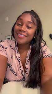 Moneisha Williams's Instagram, Twitter & Facebook