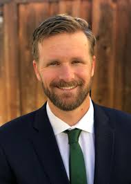 Natalie Doan Le, Financial Advisor