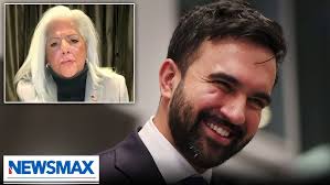 CBS' Scott Pelley blasted for turning commencement into anti-Trump rant