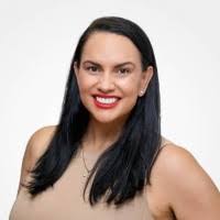 80+ profilů „Witherow“