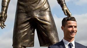A bronze statue crafted in his famous likeness and unveiled at the. Disturbing Ronaldo Statue Trend Takes Off Morning Bulletin