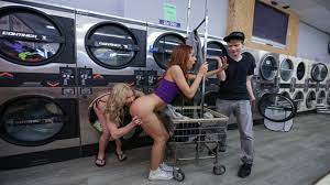 Full Video - SPIN CYCLE LESBIAN TONGUE FEAT. VANNA BARDOT & SERENE SIREN -  CRAZY GIRL ON GIRL LAUNDROMAT ACTION | Pornhub