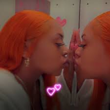 Chloe Harrington (@zitayvia27Anderson) • Facebook