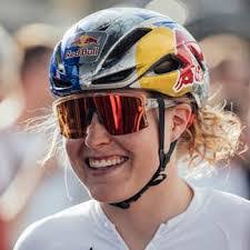 Laura Stigger's Instagram, Twitter & Facebook