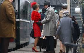 Penélope cruz was born on 28 april in the year, 1974 and she is a very famous actress and also a model. Penelope Cruz And Daniel Day Lewis Film Scene For Musical Nine
