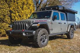 , every 2021 jeep® gladiator offers an impressive set of standard and available safety and security features to help keep you protected on the road. 2019 Jeep Gladiator Slide In Canopy Truck Camper Ok4wd
