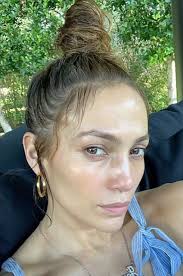 This jennifer lopez without makeup pictures wasn't going quite well with followers in the beginning. Jennifer Lopez Showed What She Looks Like Without Makeup Wirewag