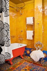 As you begin your search for small bathroom design ideas, it might seem that decorators only cater to those with the expansive bathrooms normally featured in decor magazines and home renovation television shows. 1001 Ideas For Amazing Bathroom Wall Decor Ideas For Every Taste