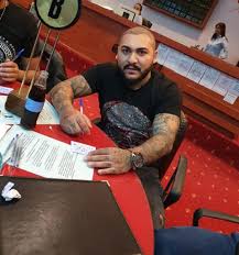 E numărul 1 piesa pentru toate zdrențele care își bat joc când facem prostia și le.benedek iozsef: O SÄƒ Razi Cu Lacrimi Cum AratÄƒ Dani Mocanu DupÄƒ Ce È™i A FÄƒcut Implant De PÄƒr