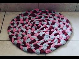 Alibaba.com offers 808 towel bath mat products. Diy Anti Slip Super Absorbent Bath Mat From Old Towels Madebyfate 217 Youtube