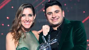 Jun 28, 2021 · en la noche del domingo, francisco benítez, un trabajador de la cooperativa eléctrica de colonia tirolesa, se presentó en el escenario de la voz argentina (telefe) y la rompió. Aatvffpecph0 M