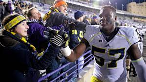 The sophomore currently is suspended while he faces a home invasion charge. De Frank Clark Kicked Off Michigan Football Team Pleads Not Guilty