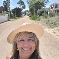 En su tuit contra los periodistas, Javier Milei, que es presidente, cometió  una incitación al odio que puede generar violencia de grupos de fanáticos  contra periodistas por el sólo hecho de ser