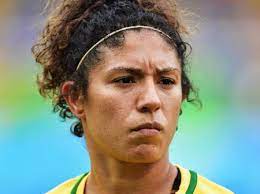 Estrela da seleção brasileira, cristiane e a esposa revelam se bebê é menino ou menina Cristiane Desabafa Apos Ausencia Em Convocacao Olimpica