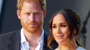 Harry and Meghan Turn Heads After People Spot 'Hidden Detail' In Family  Photo >> Details in comment 👇👇👇