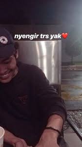 Begitu juga halnya dengan pap99, dimana kata 99 dalam bahasa inggris, orang indo sendiri menyebutnya sebagai ninenine. 42 Best Pap Pacar Orang Indonesia Ideas Boy Pictures Cute Boys Boy Photography Poses