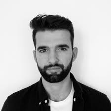 Are you a solo designer? I am! 🙋‍♀️ Do you sometimes struggle to get  relevant design feedback? I do! 👇 I've been a solo designer for six months  now. I knew what