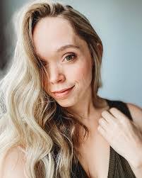 Heather Switzer's Instagram, Twitter & Facebook