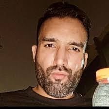 Hi, I've flown with Emirates a few times over the years but I've put