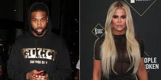 Khloe kardashian's baby daddy tristan thompson was ripped for bragging about life after the nba star posed on his private jet. Sudah Jadi Mantan Tristan Thompson Bersedia Donor Sperma Untuk Khloe Kardashian Kapanlagi Com