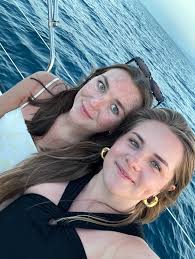 Lesley Manzer (@lesleymanzer) • Instagram photos and videos