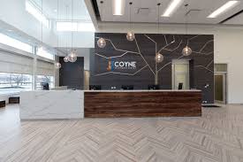 Coyne Veterinary Center Reception Desk At Our New Animal Hospital Hospital Interior Design Clinic Interior Design Hospital Design Lobby