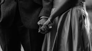 Should one wait for a year or does it take only a few months to know whether he or many couples, who had been in a relationship with their partner before marriage, might have faced this dilemma. How Long Should You Date Before Getting Married Experts Weigh In Verily