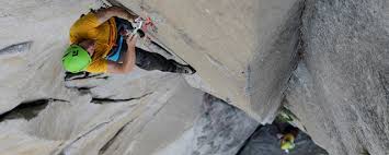 Beaucoup la considèrent même comme la plus belle voie d'escalade du monde en tant que chacune de ses longueurs incarne une forme de. Honnold Und Caldwell The Nose In Unter Zwei Stunden