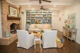 Reimagine Your Space With Inspiration From Some Of Our Stars Most Jaw Dropping Before And Afters These Beauties Are In 2020 Home Town Hgtv Home Living Room Makeover