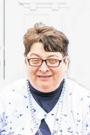 Search Paula Lowry Obituaries and Funeral Services