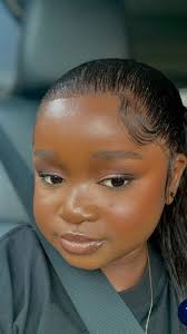 Actress Oluebube Obio is looking especially lovely today. Happy new week,  family! Have a great day.