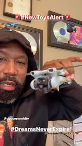 #NewToy🚨 🛫🎥 #DreamsNeverExpire! #DronesNeverExpire #Fun