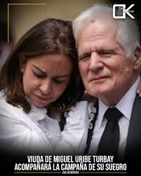 María Claudia Tarazona, viuda del fallecido senador Miguel Uribe Turbay, ha  decidido unirse a la campaña electoral de su suegro, quien asumió las  banderas políticas del precandidato presidencial ∆sesin∆d0. Tarazona, que  regresó