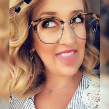 Catherine Leigh (catherinem3825)