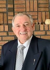 Kenneth Lemke's Instagram, Twitter & Facebook